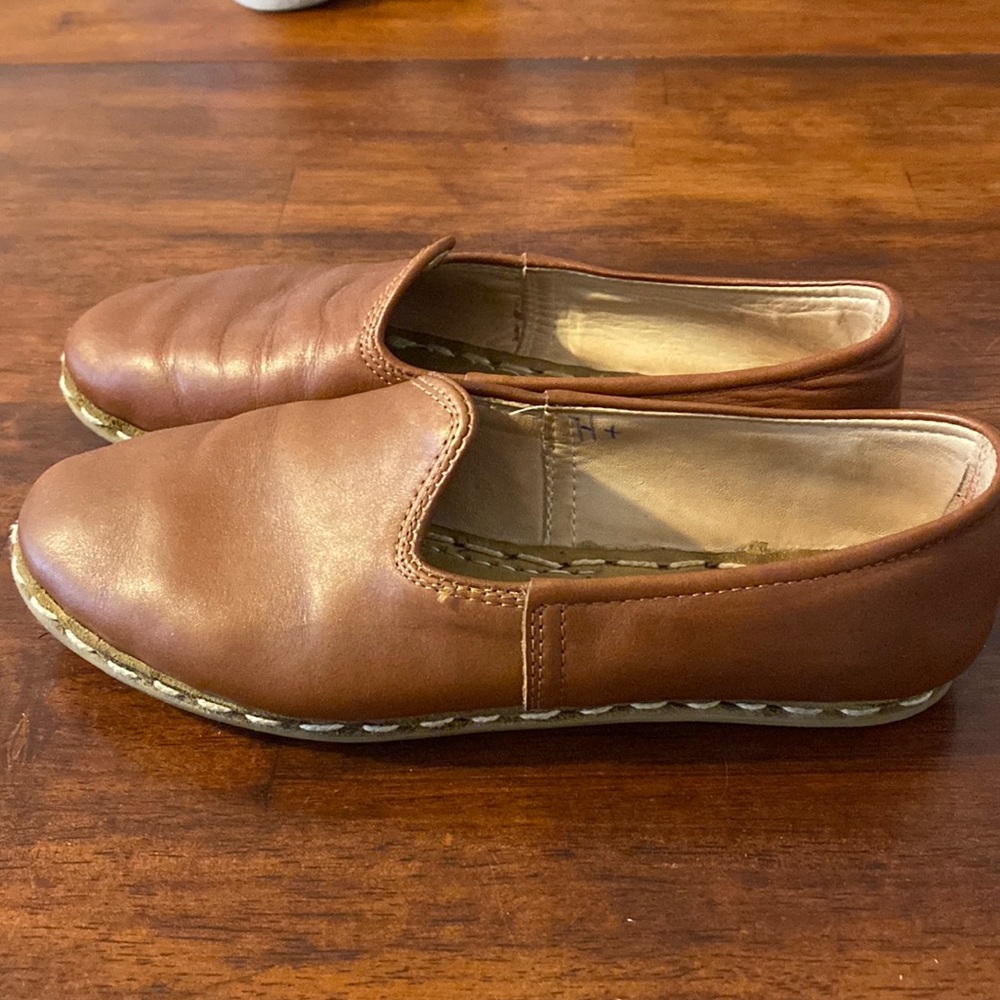 Sabah Flats in Savannah Tan handmade in Turkey w/ Natural Leather. W Sz 40/8.5
